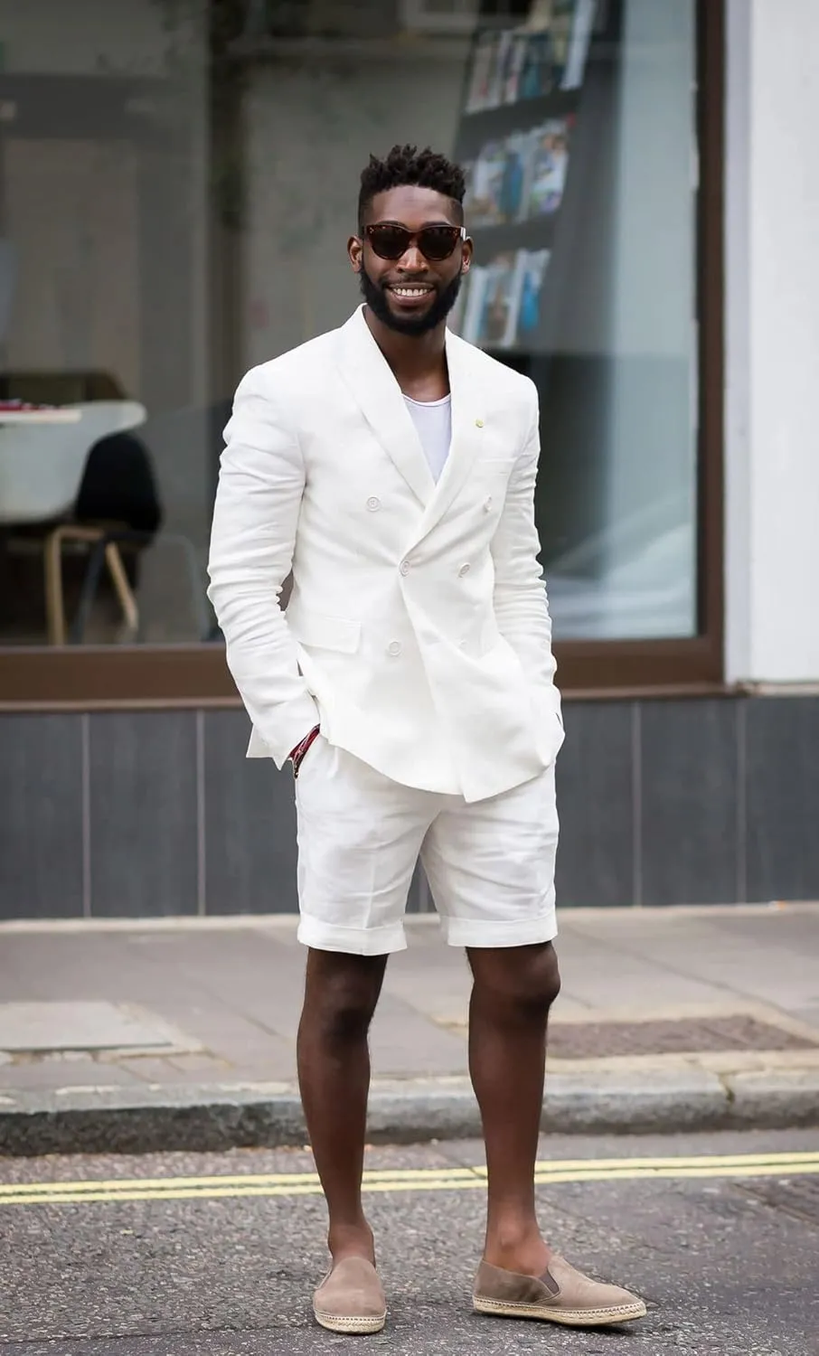 Casual White Linen Beach Wedding Suit Slim Fit Tuxedo Suit Blazer & Shorts Set