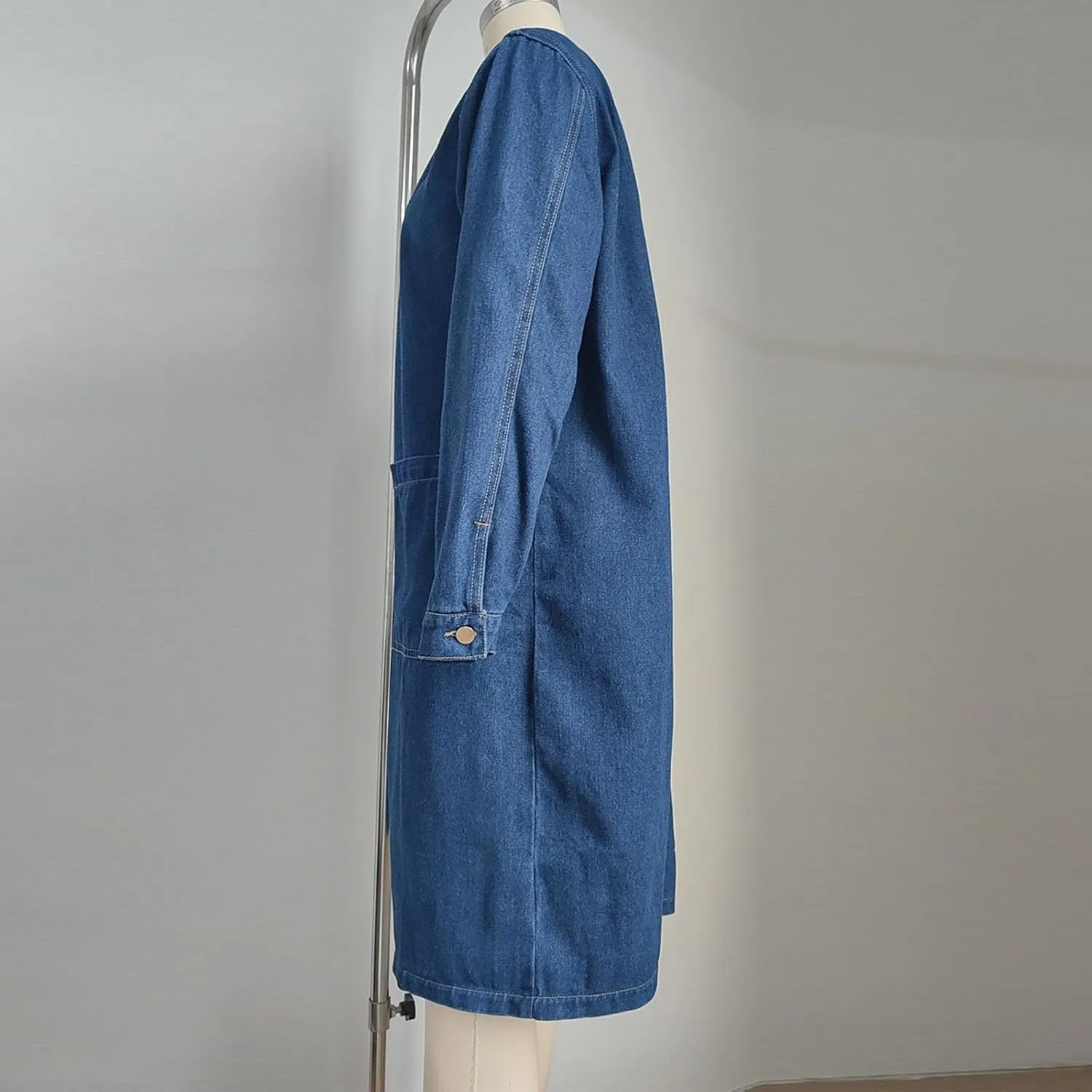 Long Denim Jacket Women Oversized Denim Trench Coat Button Down Shacket Jacket Casual Long Sleeve Denim Jean Jacket