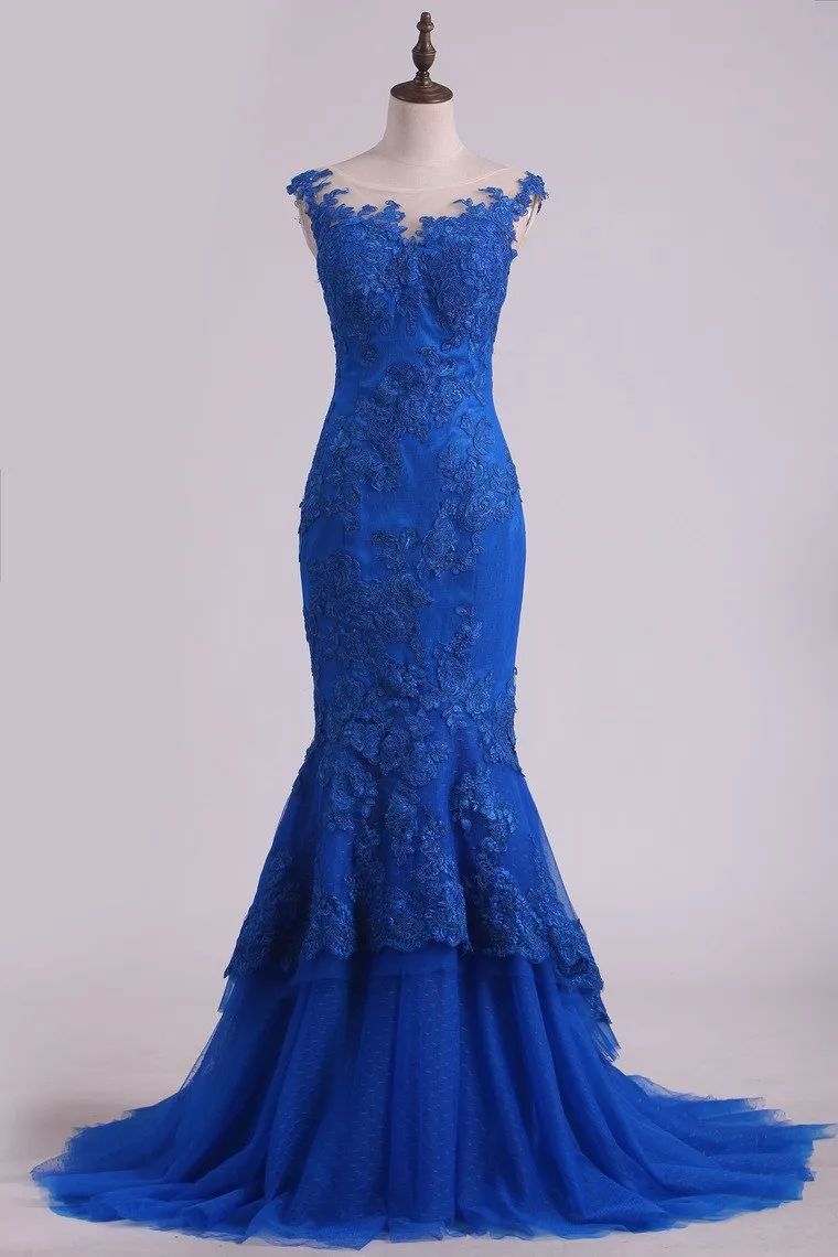 Mermaid Evening Dresses Bateau Sweep Train With Applique Tulle