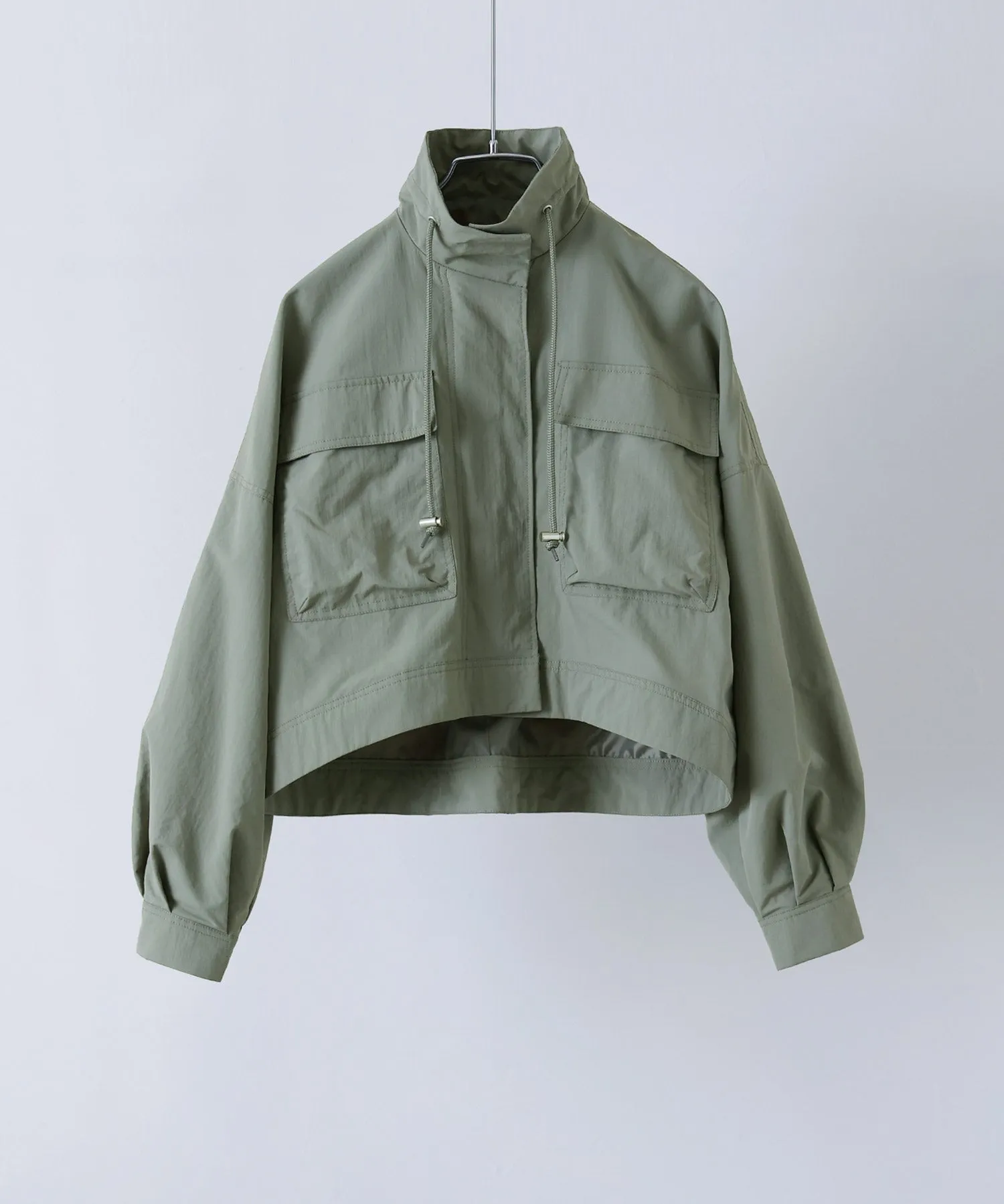 Stand neck short mountain parka