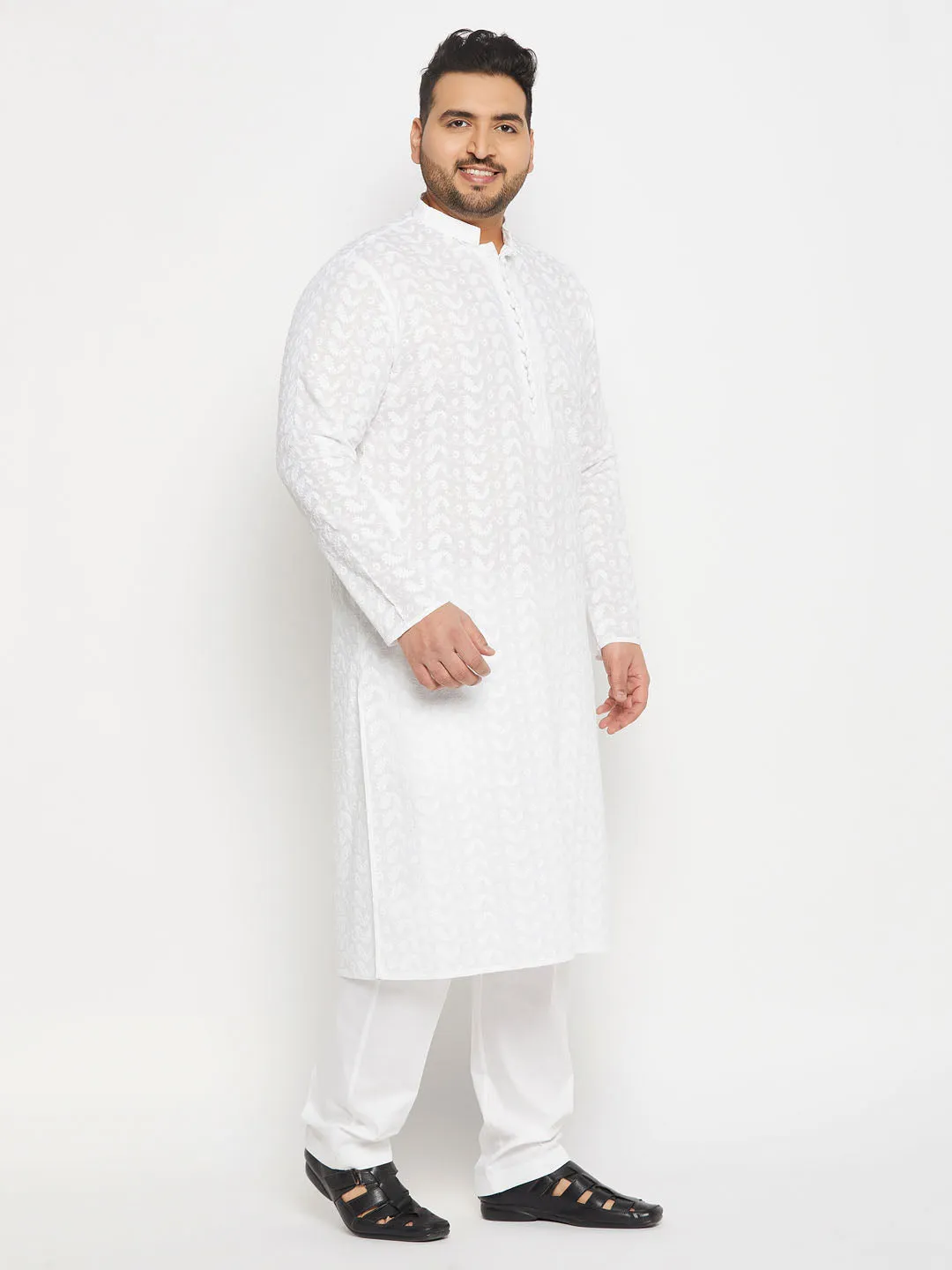 VASTRAMAY White Chikankari Embroidered Kurta Set