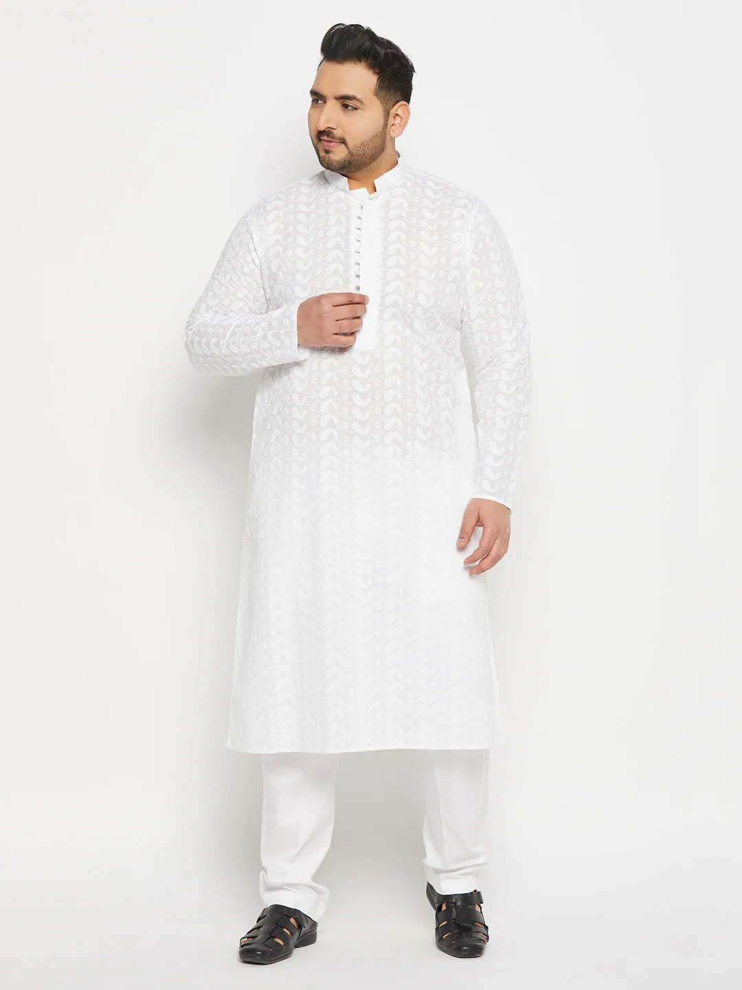 VASTRAMAY White Chikankari Embroidered Kurta Set