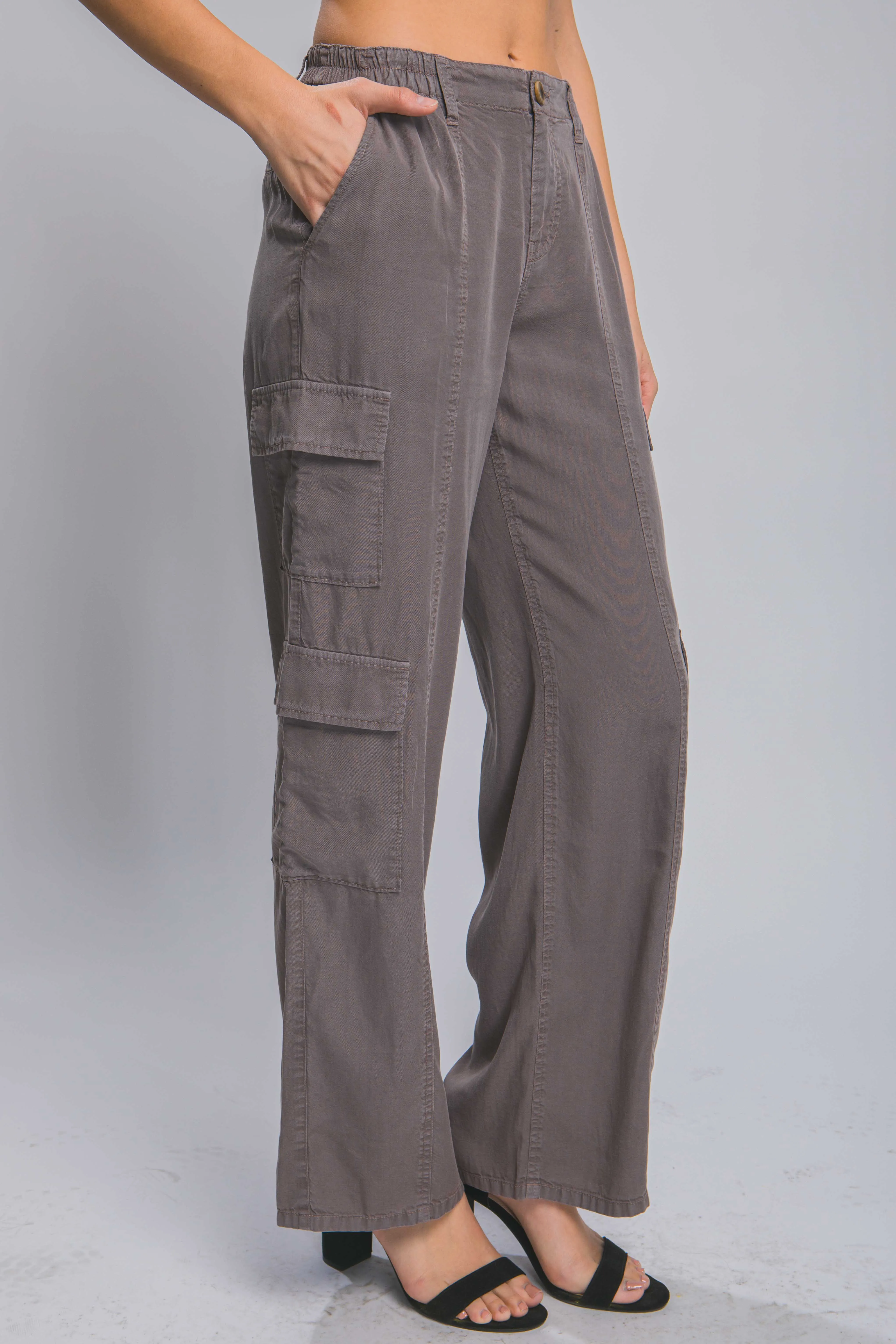 Wide Leg Cargo Pants