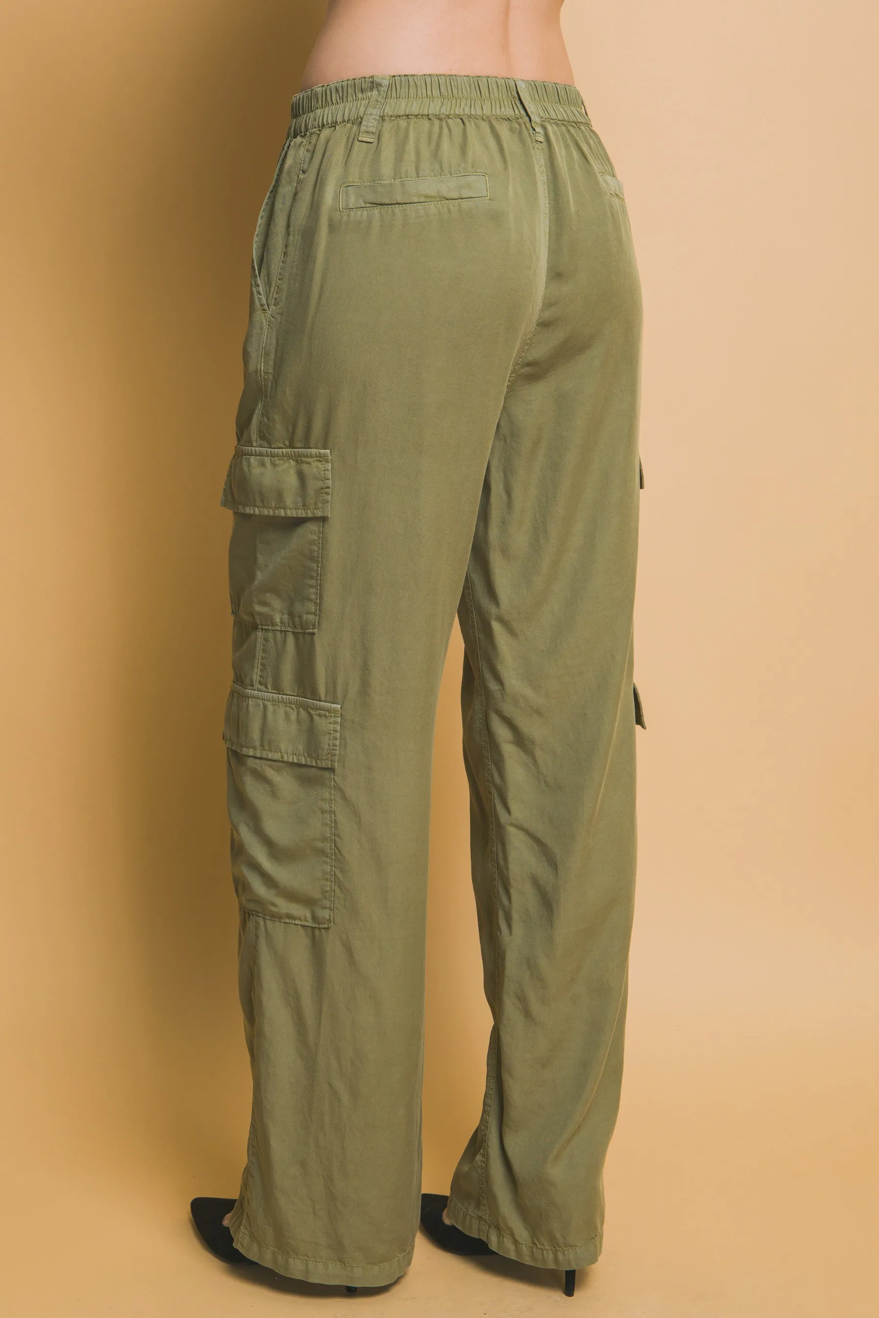 Wide Leg Cargo Pants