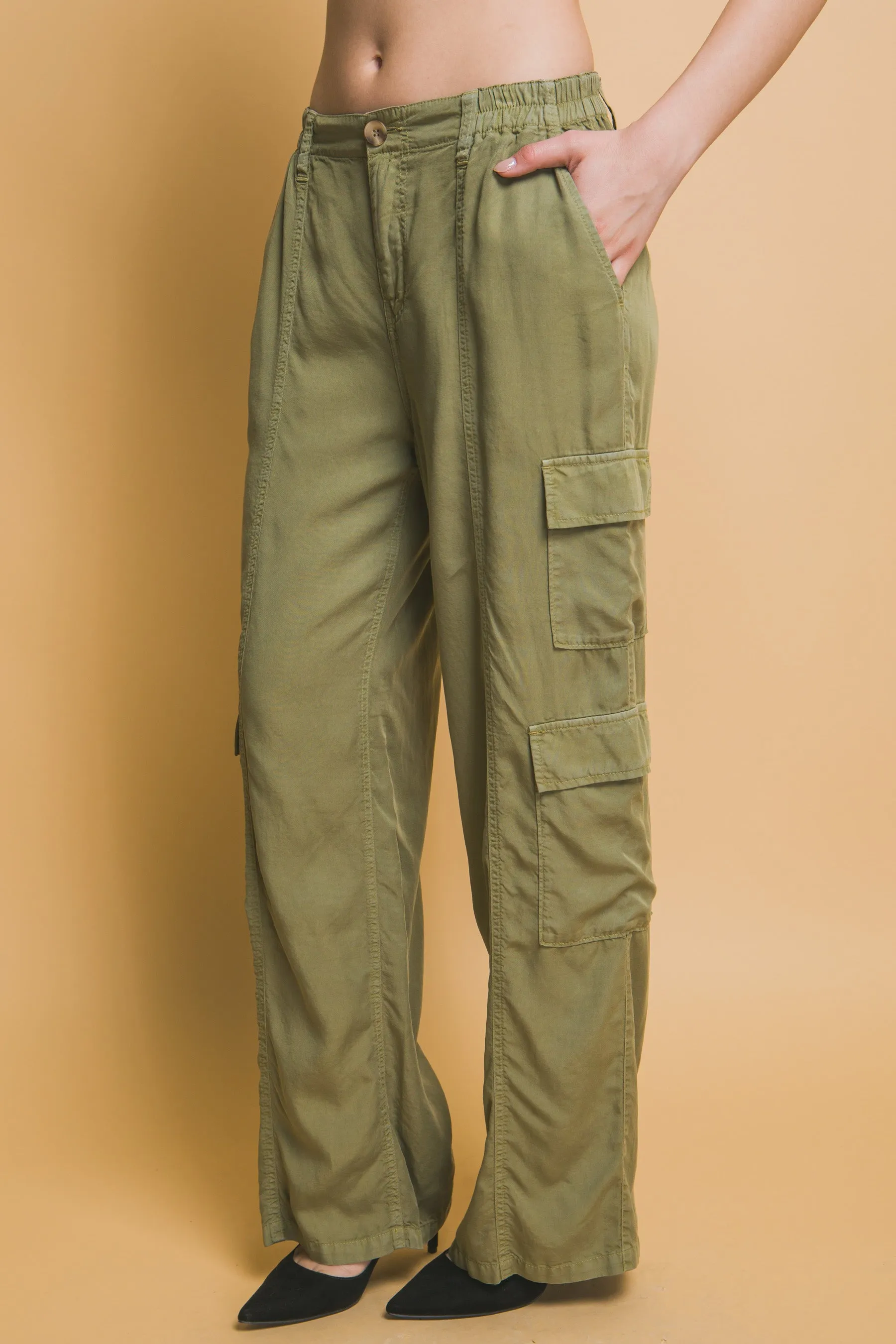 Wide Leg Cargo Pants