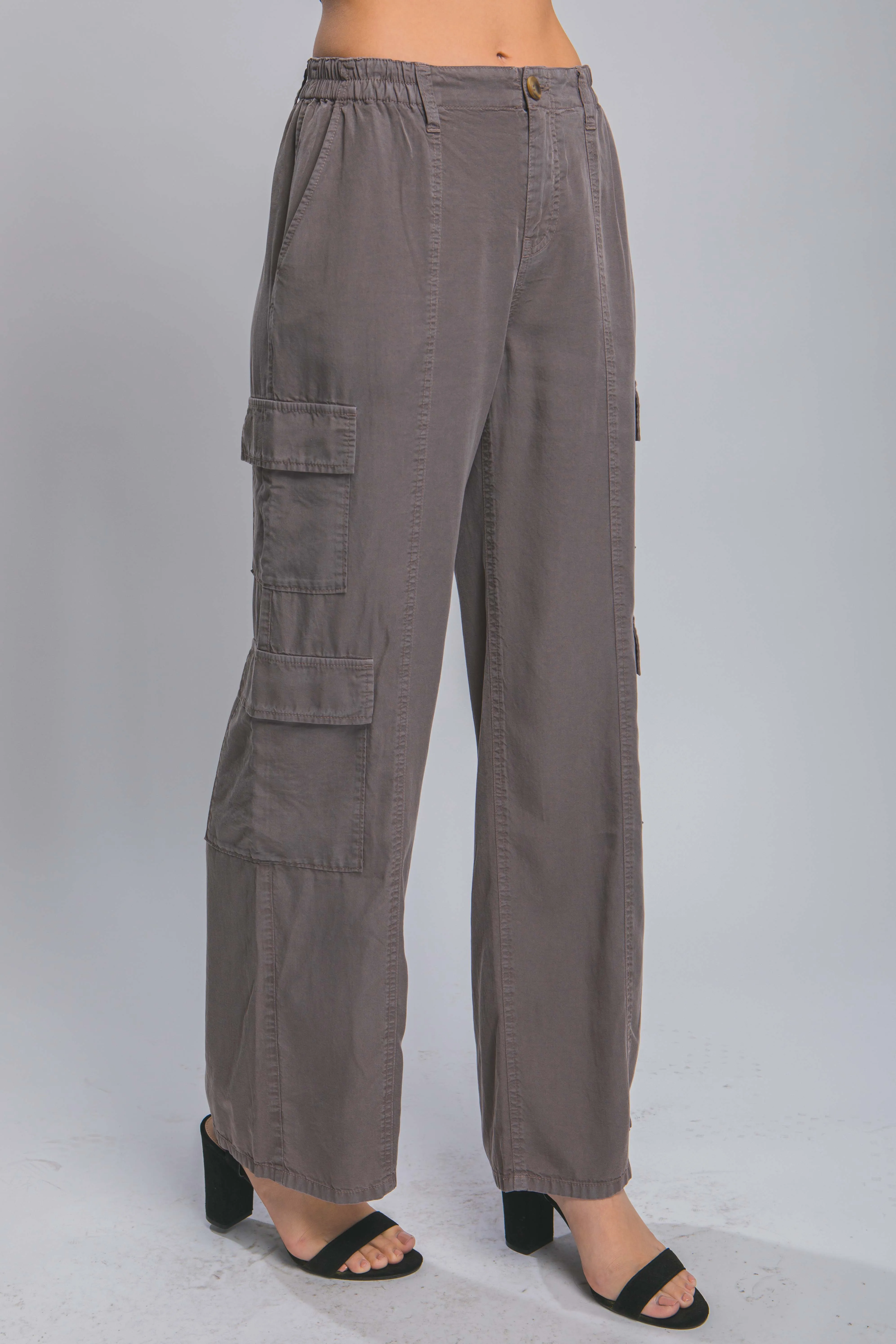 Wide Leg Cargo Pants