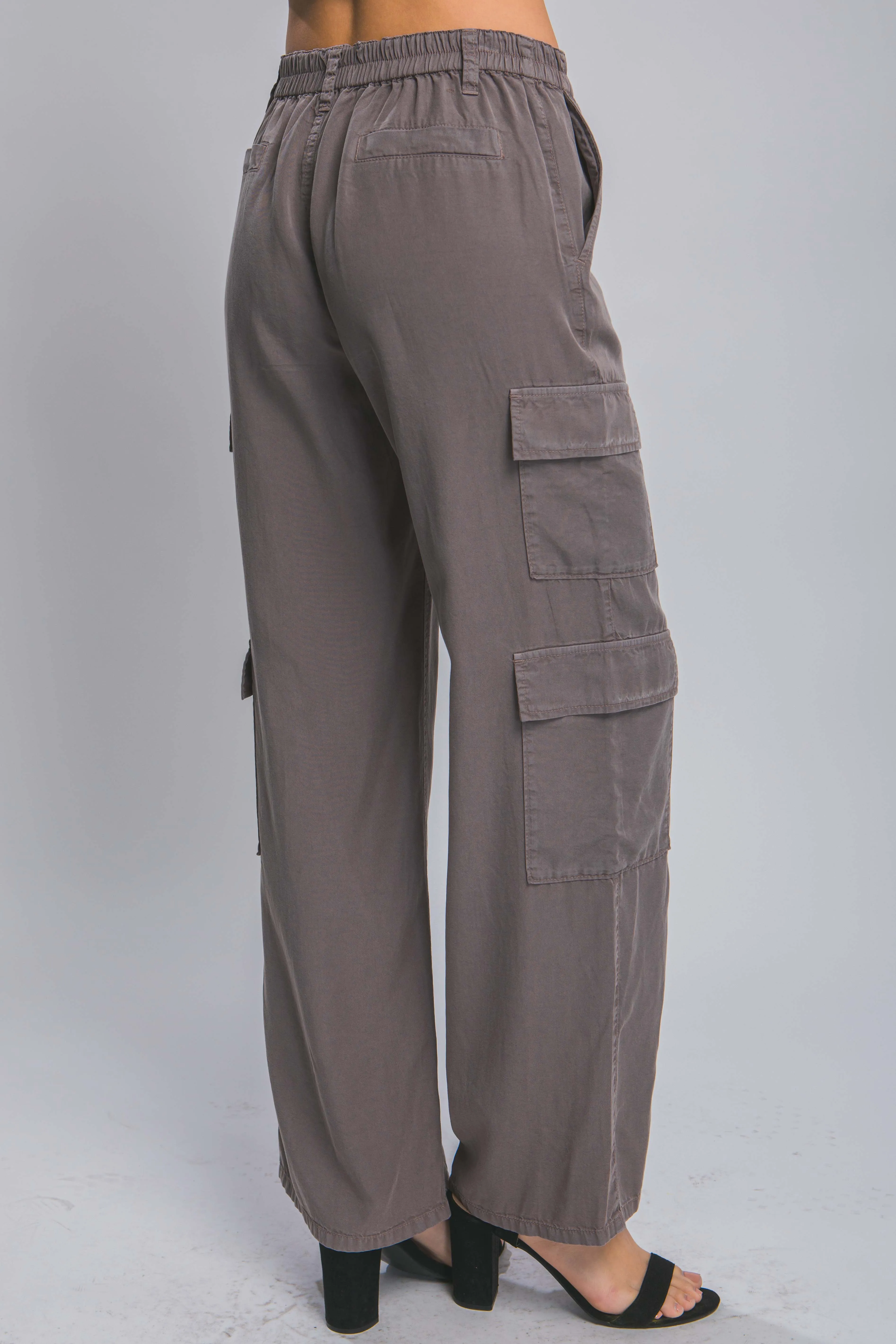 Wide Leg Cargo Pants
