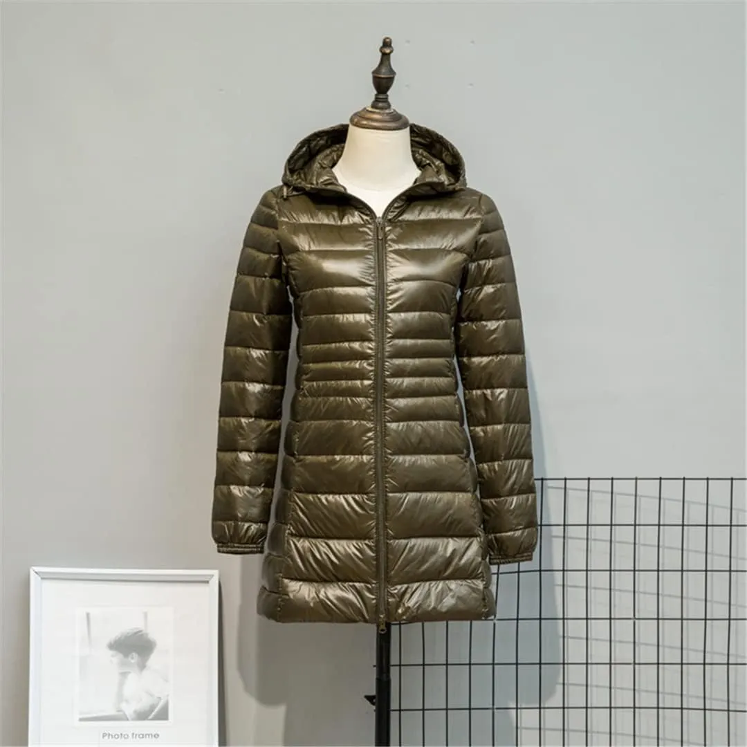 Women Long Down Jackets Ultra Light Hooded Duck Down Coat Portable Puffer Winter Coat for Women Down Parkas