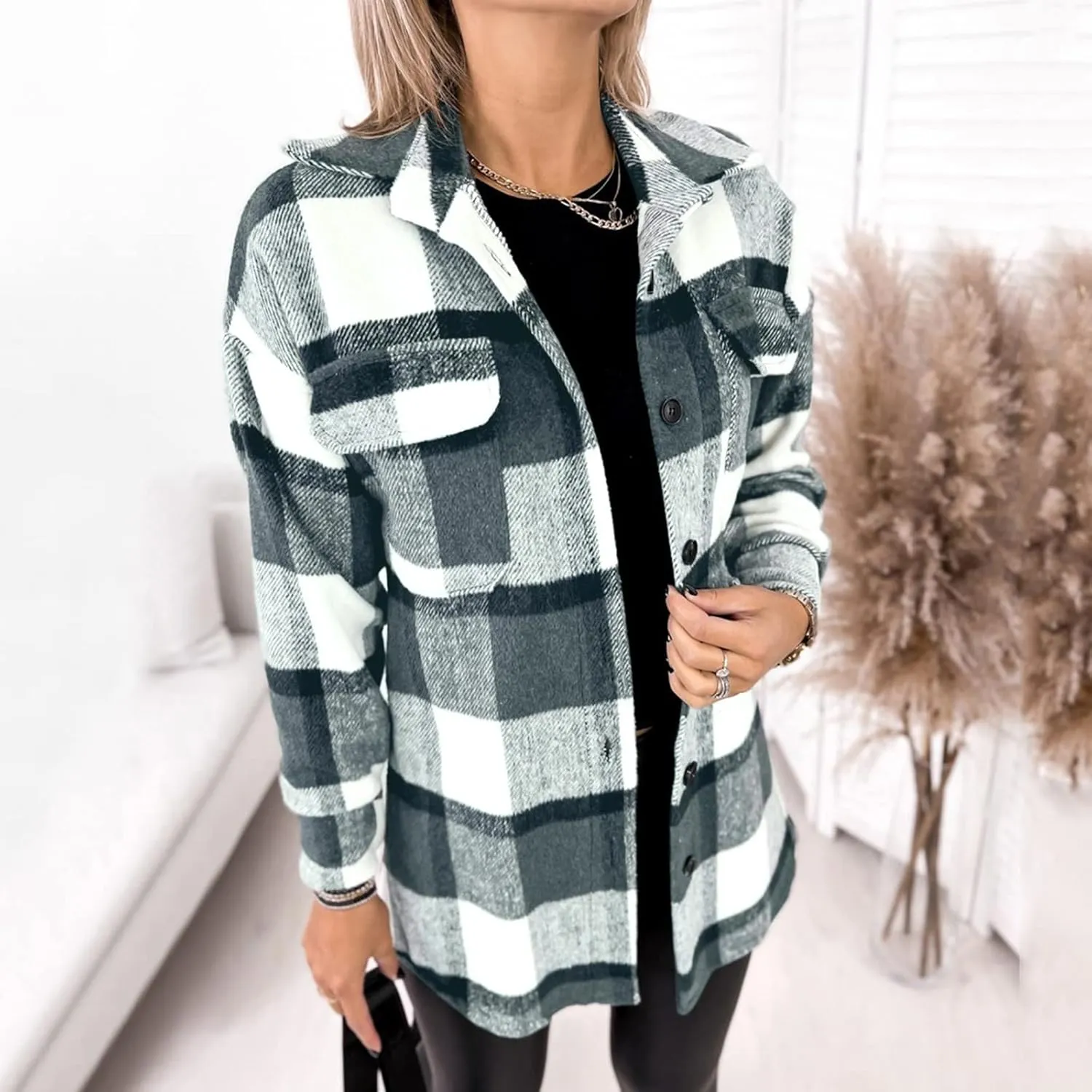 Women Plaid Shacket Jacket Button Down Wool Blend Fall Flannel Jacket Tartan Trench Coat Lapel Collar Loose Outerwear