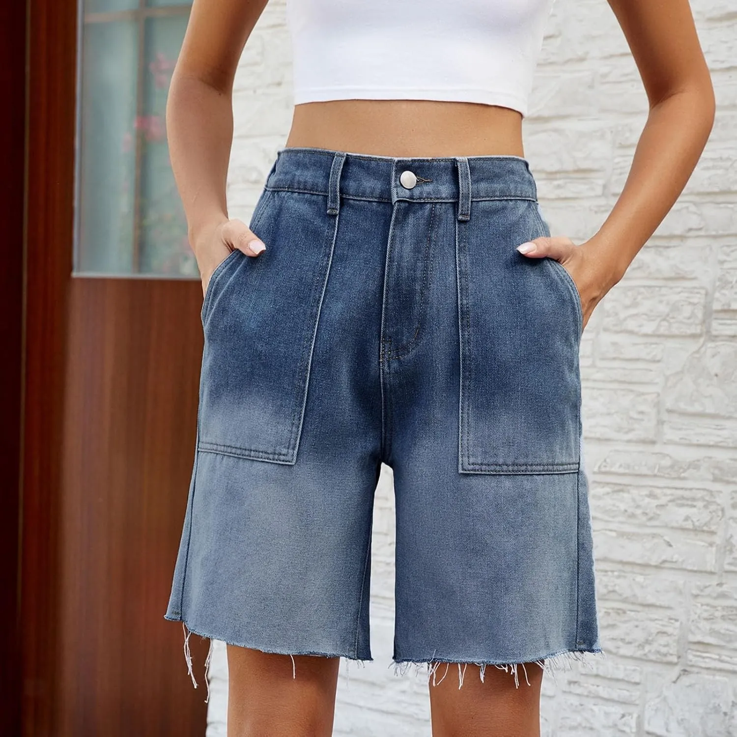 Women's Denim Bermuda Shorts Frayed Hem Mid Rise Comfy Straight Leg Shorts Loose Fit Breathable Baggy Jean Shorts with Pocket