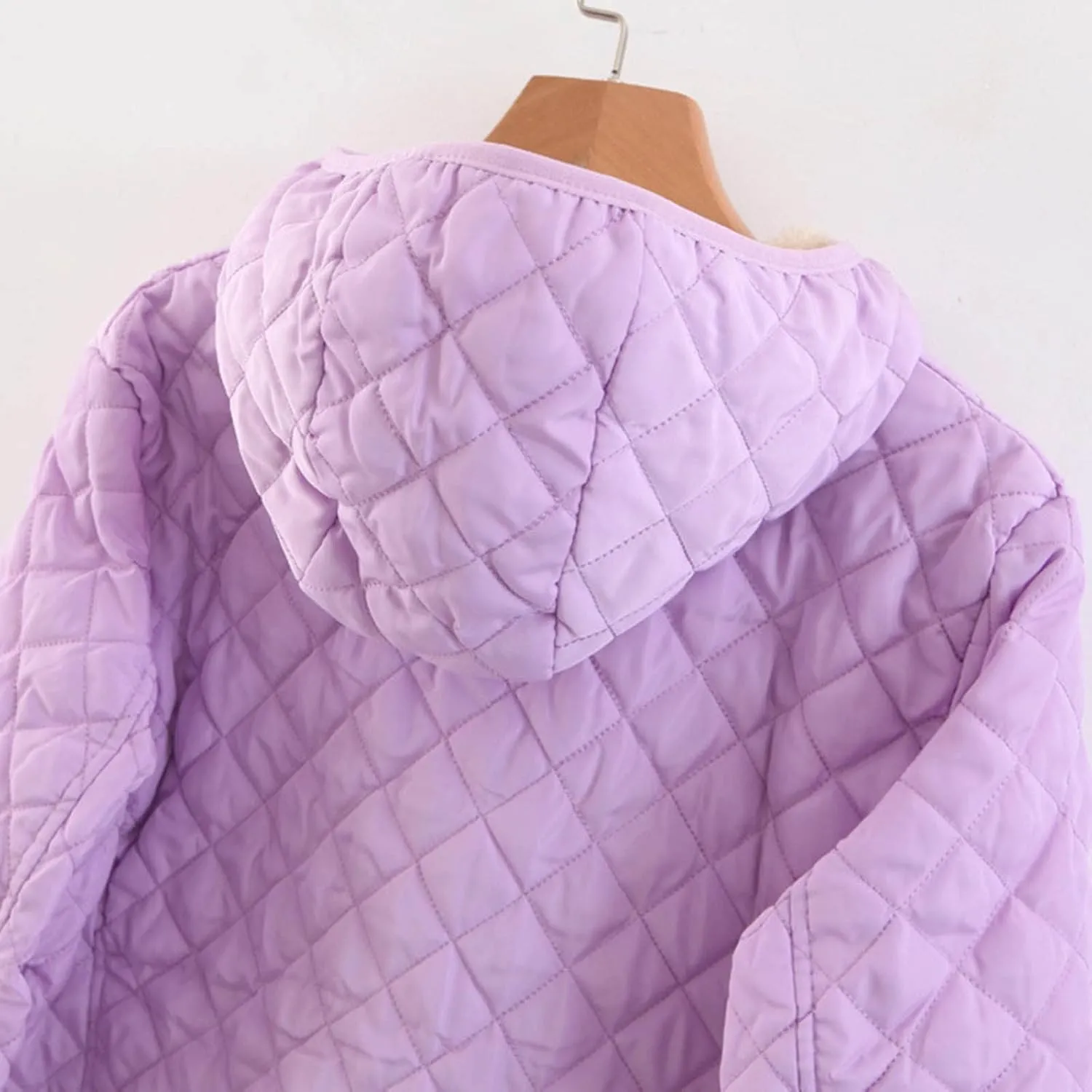 Women's Lightweight Quilted Jacket Casual Fleece Lined with Pockets Zip Up Puffer Jacket Warm Winter Coats with Hood